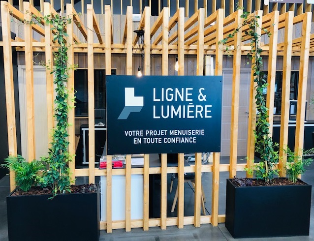 Showroom Ligne & Lumière enseigne spécialisée en menuiserie | Sonnier, Menuiserie, Panneaux, Bois | Isère (38), Drôme (26), Ardèche (07)