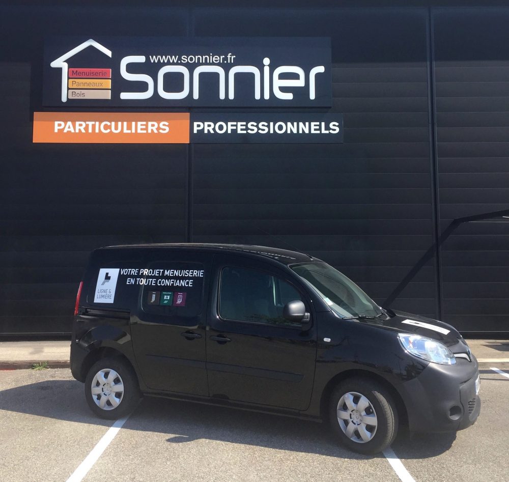 Camionnette | Sonnier, Menuiserie, Panneaux, Bois | Isère (38), Drôme (26), Ardèche (07)